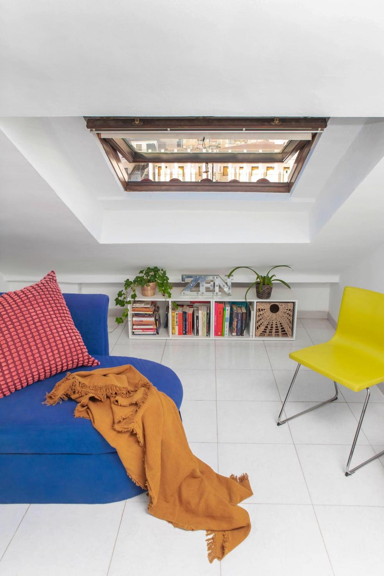 Picasso'S Dream Cozy & Chic Attic Plaza Merced Malaga Bagian luar foto